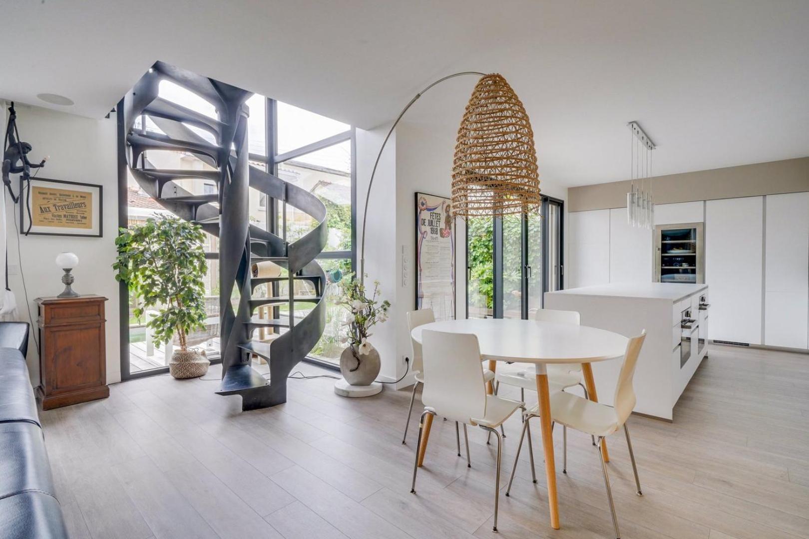 Spacious Bordeaux Family Home With Swimming Pool Екстер'єр фото